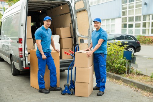Pricing discussion for a man with van service in Hackney
